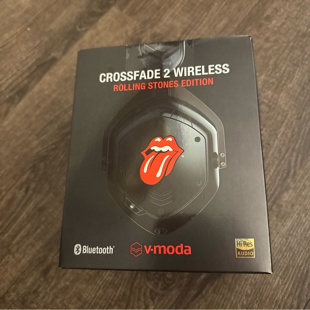 V-Moda Crossfade 2 Wireless Hi-Res Bluetooth Headphones Rolling Stones Classic